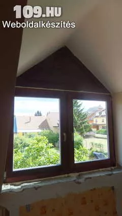 Fa ablak nyíló 120x120